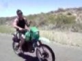 CON LA MOTO EN SAE