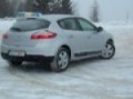 Renault Megane3 Snow Drifting (drifturi pe zapada).MOV