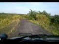 Suzuki SJ410 4X4 off road on hill. Descente par la pente difficile.